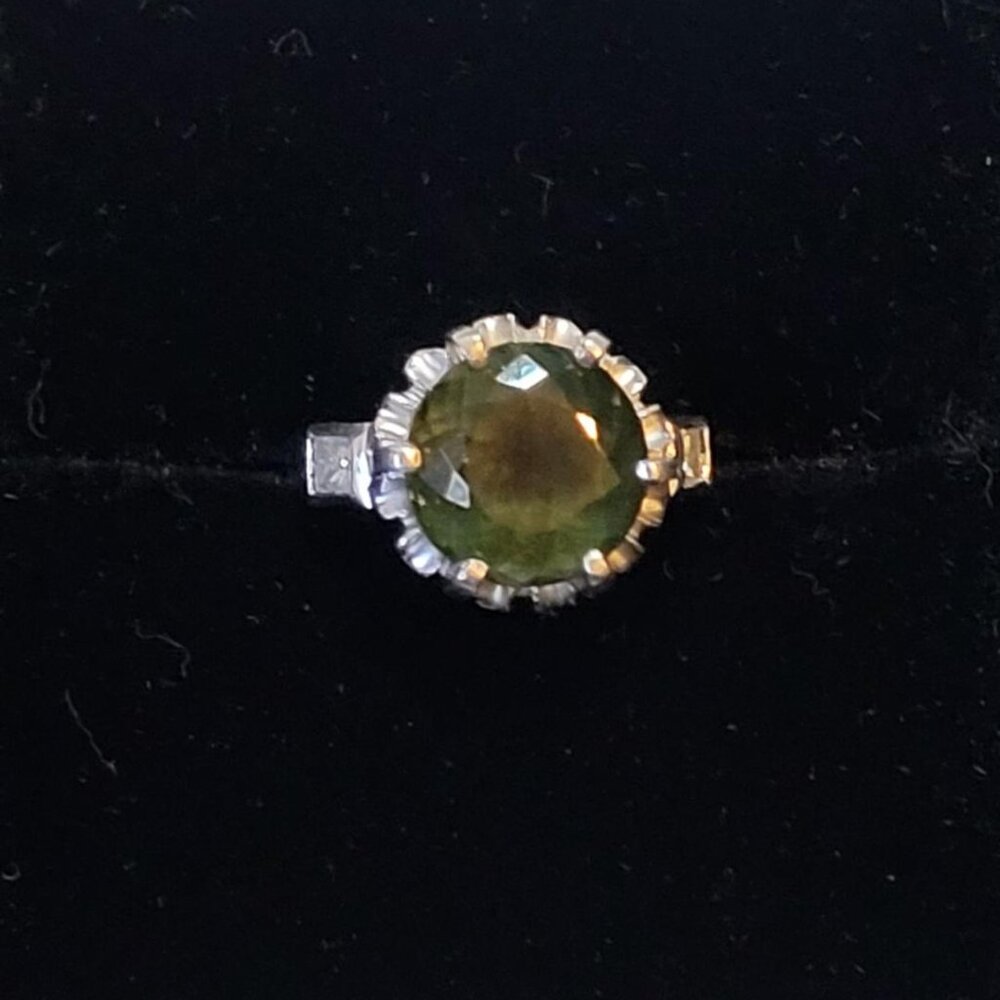 Estate Find - Tourmaline/Diamond/Platinum Ring
